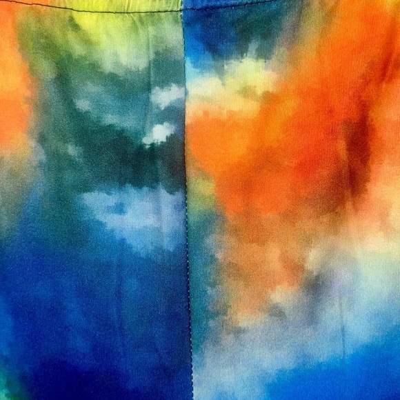 Plus SizeTwo Piece Set - Picture 5 of 5